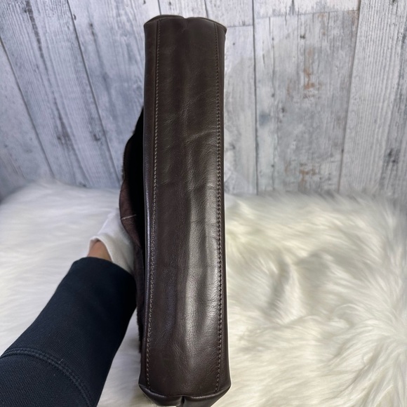 FENDI fur and soft leather clutch bag in coffee brown - Picture 6 of 16